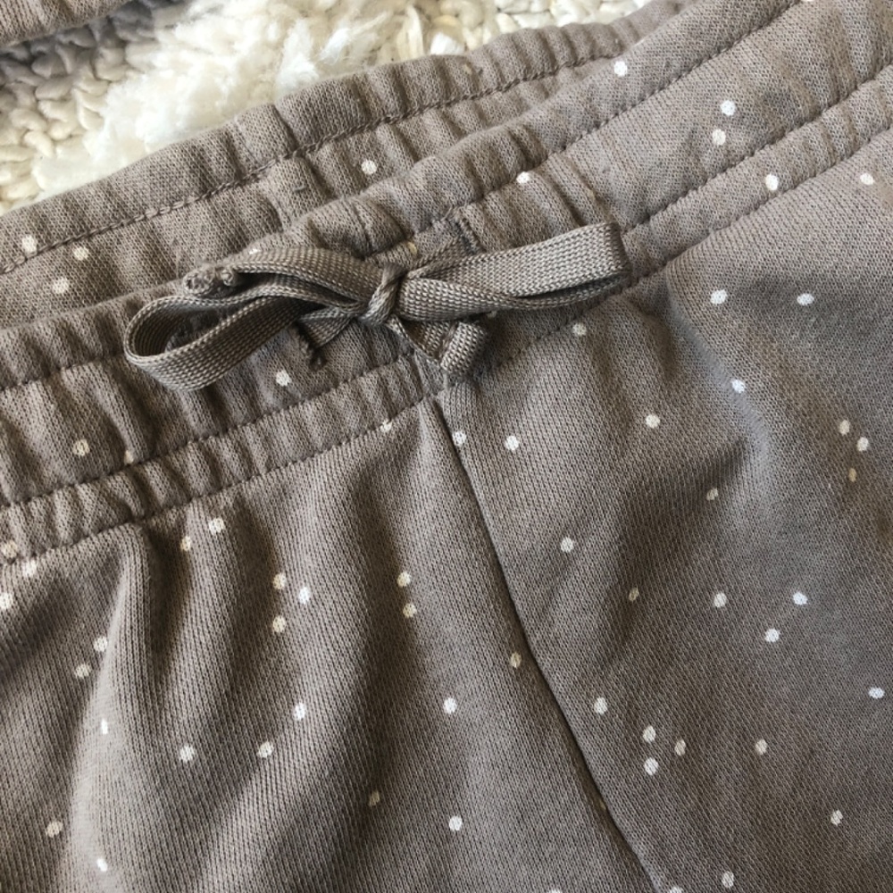 Pajama’s - Picture 3 of 7